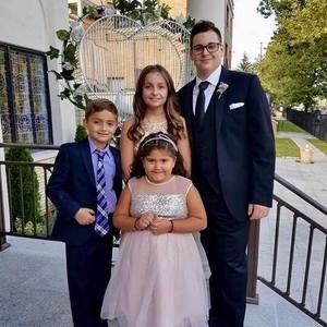 Meet your Posher, Maria